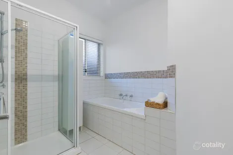 Property photo of 1/15 Tomkin Court Altona Meadows VIC 3028