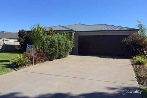 8 Selwyn Ct, Eastwood, VIC 3875