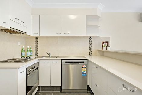 Property photo of 19/77 Government Road Labrador QLD 4215