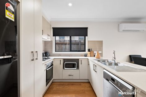 Property photo of 1 Ezra Crescent Officer VIC 3809