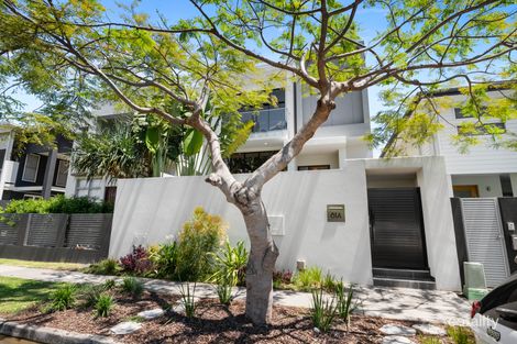 Property photo of 81A Stuart Street Bulimba QLD 4171
