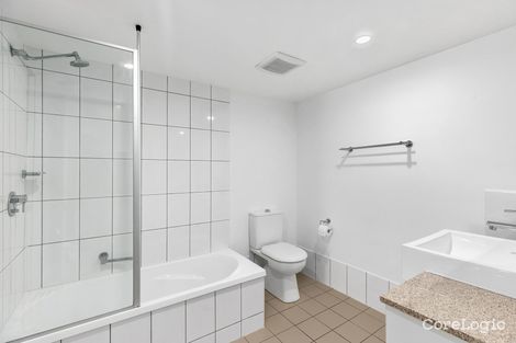 Property photo of 9/7 Ashgrove Avenue Ashgrove QLD 4060
