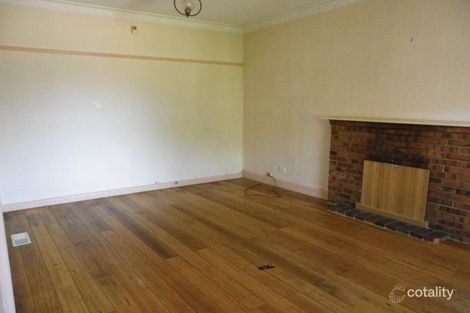 Property photo of 2 Emerald Street Essendon West VIC 3040