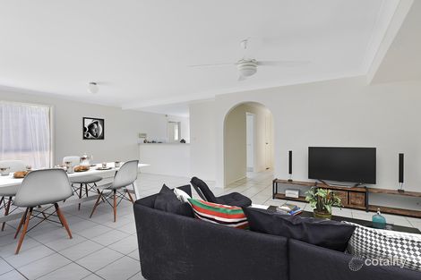 Property photo of 2/559 Pine Ridge Road Biggera Waters QLD 4216