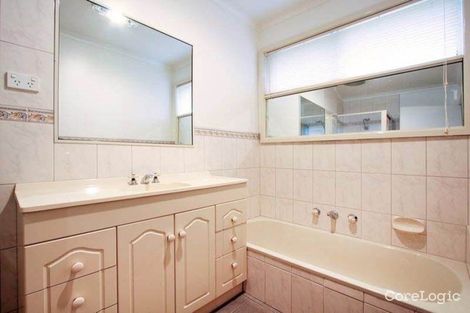 Property photo of 58 Ross Pincott Drive Mooroolbark VIC 3138