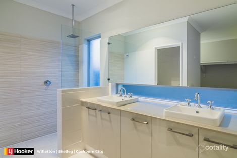Property photo of 4 Caraway Street Treeby WA 6164