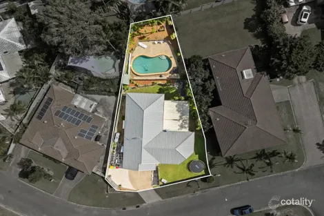 Property photo of 8 Perth Square Highland Park QLD 4211