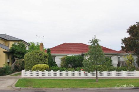 15 Emu Rd, Maidstone, VIC 3012