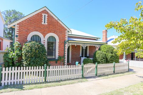 Property photo of 341 Russell Street Bathurst NSW 2795