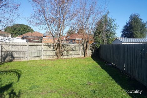 Property photo of 4 Michaelia Close Cranbourne West VIC 3977