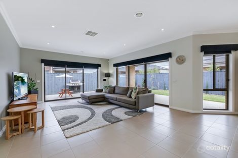Property photo of 29 Positano Way Lalor VIC 3075