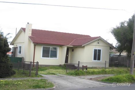 9 Summerhill Rd, Reservoir, VIC 3073