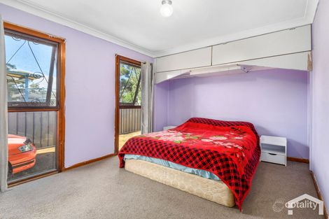 Property photo of 37 Kavieng Avenue Whalan NSW 2770