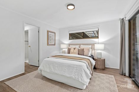 Property photo of 5 Powis Place Carindale QLD 4152