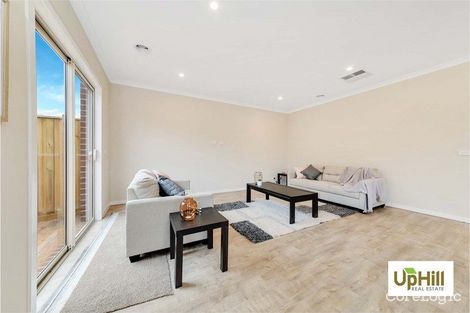 Property photo of 19 Swallowtail Avenue Clyde North VIC 3978