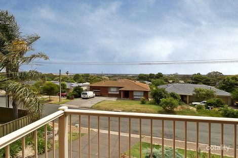 Property photo of 15 Cuthbert Avenue Gulfview Heights SA 5096