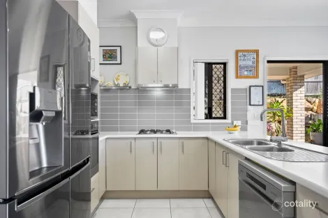 Property photo of 7 Kowari Street Deebing Heights QLD 4306