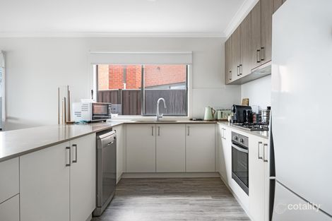 2/1106a Gregory St, Lake Wendouree, VIC 3350