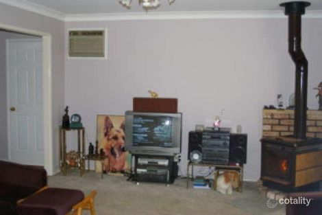 Property photo of 15 Laura Street Hill Top NSW 2575