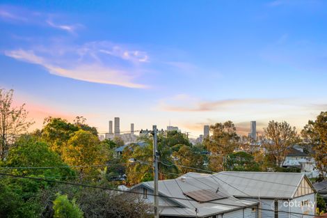 Property photo of 19 Viminal Hill Crescent Seven Hills QLD 4170