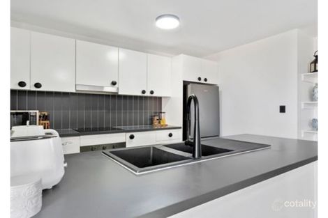 Property photo of 20/23-25 Blackwood Road Logan Central QLD 4114