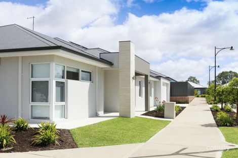 22 Serpentine Dr, South Guildford, WA 6055