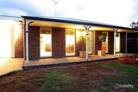 37 Sandringham Pde, Newtown, VIC 3220