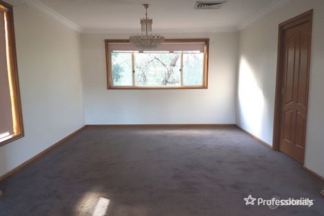 12 Ivanhoe Pl, Oatlands, NSW 2117