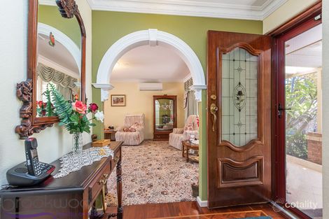 Property photo of 4 Opal Court Maida Vale WA 6057
