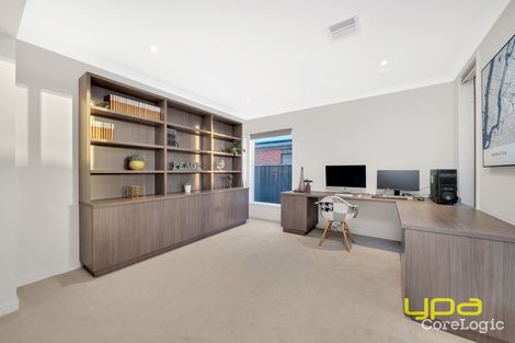 Property photo of 21 Atlas Drive Cranbourne West VIC 3977