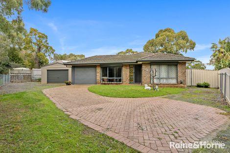 Property photo of 10 Stone Bridge Drive Onkaparinga Hills SA 5163