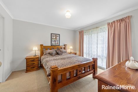 Property photo of 10 Stone Bridge Drive Onkaparinga Hills SA 5163