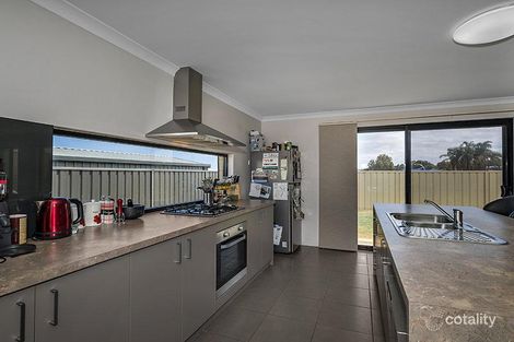 Property photo of 25 Viewpoint Mews Drummond Cove WA 6532