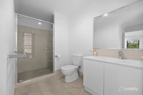 Property photo of 32 Beaufortia Street Deebing Heights QLD 4306