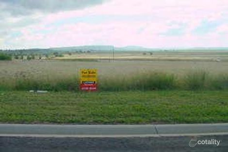 8 Bell St, Greenmount, QLD 4359