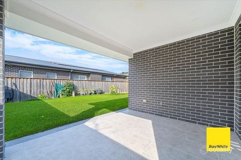 Property photo of 8 Birkdale Street Colebee NSW 2761