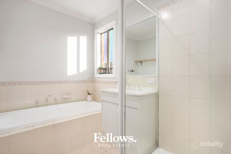 Property photo of 3 Jonathan Place Pakenham VIC 3810