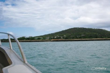 Property photo of 13 Cassia Close Stanage QLD 4702