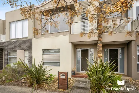 Property photo of 26 Warner Way Caroline Springs VIC 3023