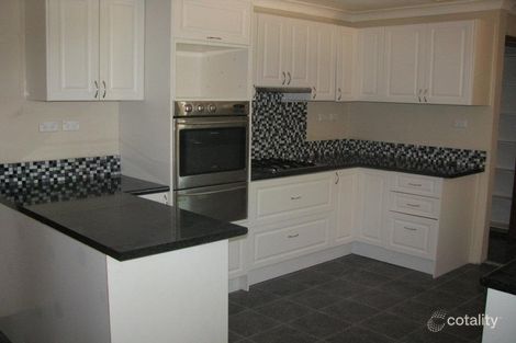 Property photo of 107 Moss Avenue Narromine NSW 2821