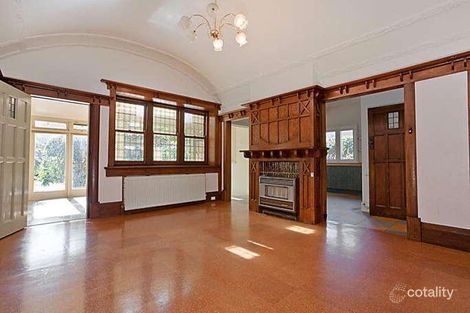 Property photo of 18 Normandy Road Elwood VIC 3184