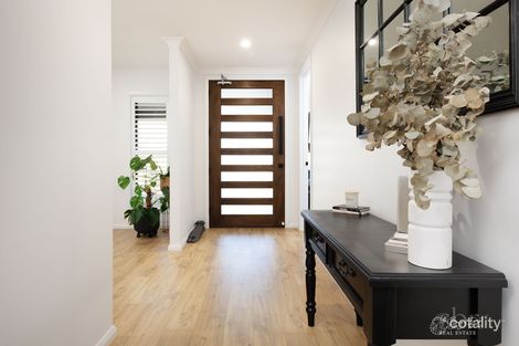 Property photo of 35 Gratwick View Wodonga VIC 3690