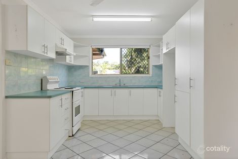 Property photo of 3 Dorset Close New Auckland QLD 4680
