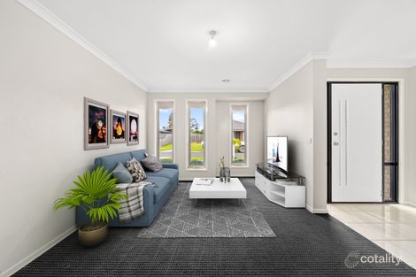 Property photo of 3 Page Court Sale VIC 3850