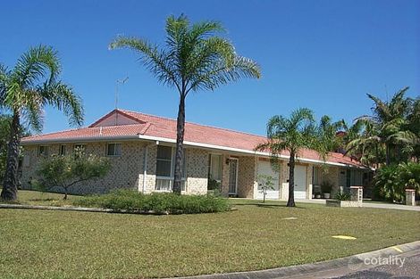 2/1 Lauren Cl, North Haven, NSW 2443