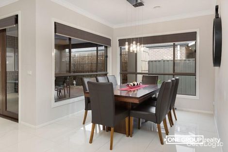 Property photo of 14 St Leonard Drive South Morang VIC 3752