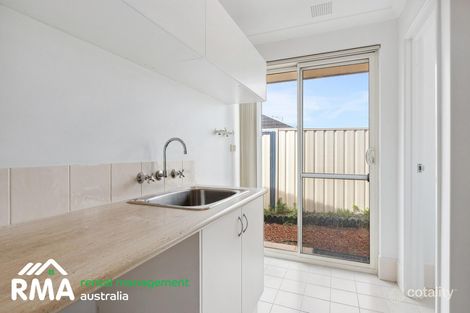 Property photo of 4 Roper Boulevard Hammond Park WA 6164