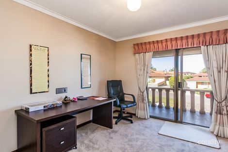 Property photo of 4 Arlington Loop Coogee WA 6166