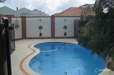 39 Miami Beach Prom, Iluka, WA 6028