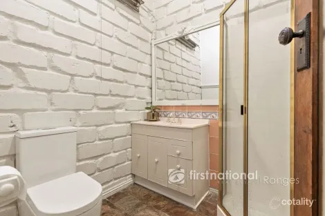 Property photo of 3 Woodrow Court Cockatoo VIC 3781